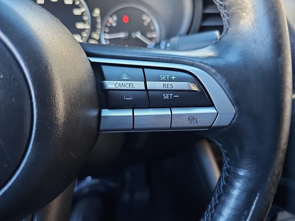 Used 2021 MAZDA MAZDA3 s FWD image 12