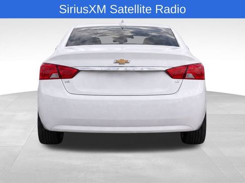 Used 2017 Chevrolet Impala LT FWD image 7