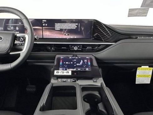 Used 2026 INFINITI QX80 Pure w/ Cargo Package image 24