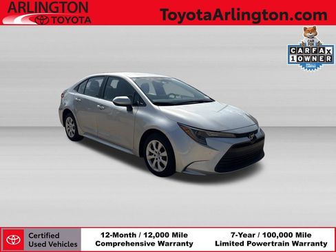 Used 2025 Toyota Corolla LE FWD image 1