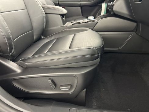 New 2026 Ford Escape Platinum image 25