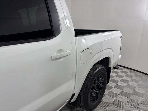 New 2026 Nissan Frontier SV w/ Tow Package image 14