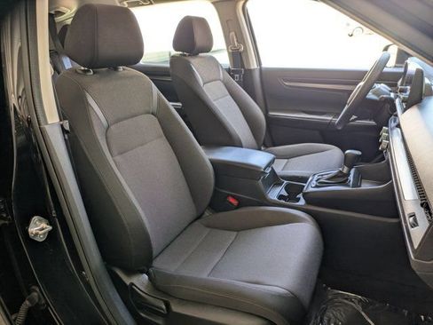 Used 2025 Honda CR-V LX image 28