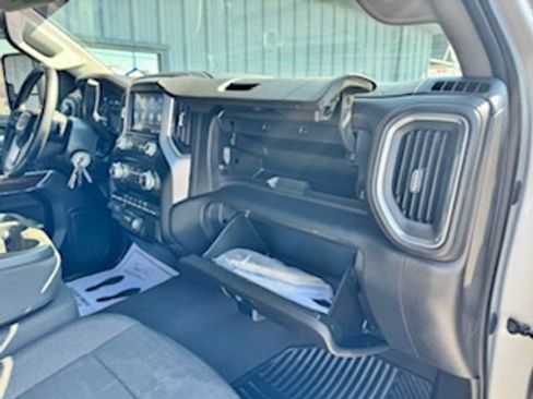 Used 2023 GMC Sierra 2500 SLE AWD/4WD image 34