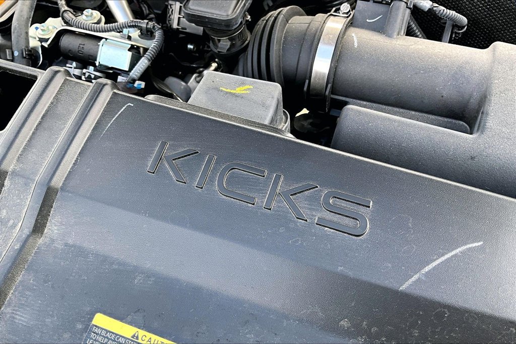 New 2026 Nissan Kicks SR FWD image 30