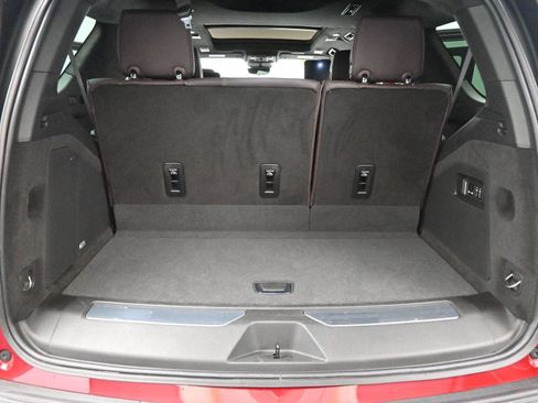 Used 2024 Cadillac Escalade Premium Luxury Platinum image 10