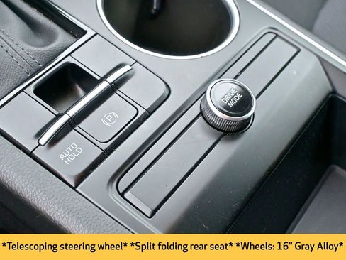 Used 2023 Kia K5 LXS image 11