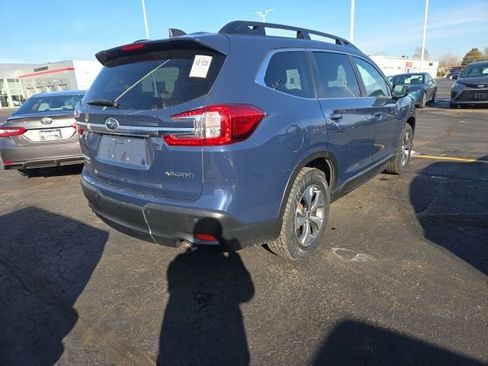 Used 2024 Subaru Ascent Premium w/ Convenience Package image 6