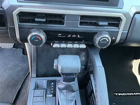 Used 2024 Toyota Tacoma SR5 RWD image 18