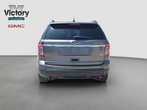 Used 2014 Ford Explorer XLT AWD/4WD image 16