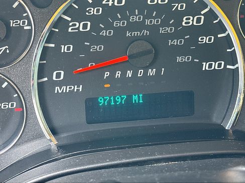 Used 2021 GMC Savana 3500 Extended w/ Power Convenience Package RWD image 18