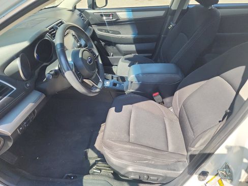 Used 2019 Subaru Legacy 2.5i Premium w/ Popular Package #2A image 9