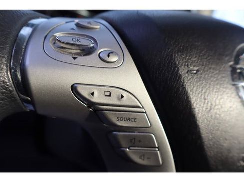 Used 2017 Nissan Murano S w/ Navigation Package image 18