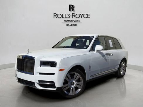 Certified 2022 Rolls-Royce Cullinan w/ Cullinan Package image 1