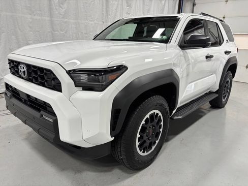 Used 2025 Toyota 4Runner TRD Off-Road Premium w/ Tow Technology Package AWD/4WD image 3