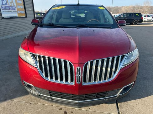 Used 2014 Lincoln MKX AWD w/ Equipment Group 102A image 2