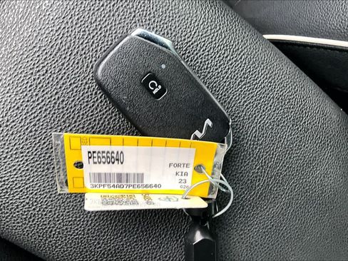 Used 2023 Kia Forte GT-Line w/ GT-Line Premium Package FWD image 14