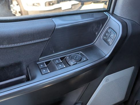 New 2025 Ford F150 Lariat w/ Equipment Group 502A High image 17