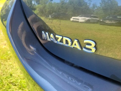 Used 2019 MAZDA MAZDA3 Sedan FWD image 12