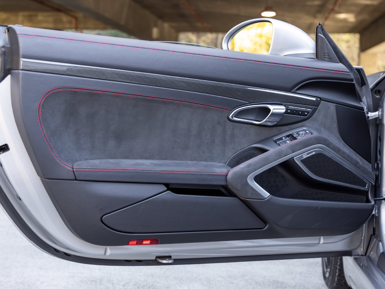 Certified 2024 Porsche 718 Boxster GTS RWD image 29
