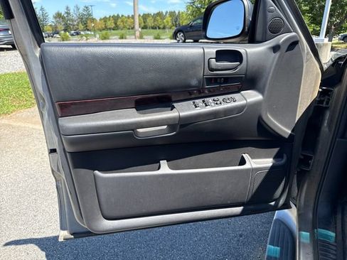 Used 2001 Dodge Durango 2WD image 19