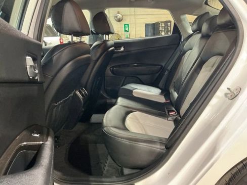 Used 2020 Kia Optima EX image 10