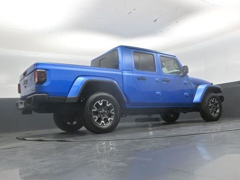 New 2026 Jeep Gladiator Sport AWD/4WD image 40