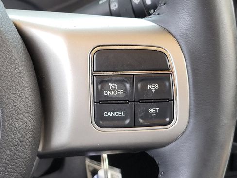 Used 2012 Jeep Patriot Limited FWD image 25