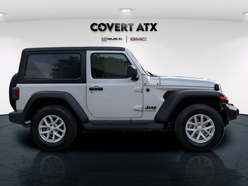Used 2023 Jeep Wrangler Sport AWD/4WD image 7
