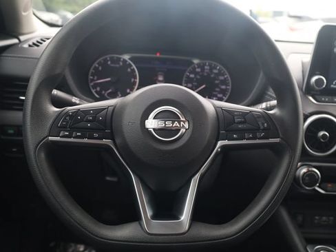 Used 2024 Nissan Sentra SV FWD image 12