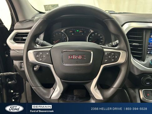 Used 2023 GMC Acadia SLE image 22