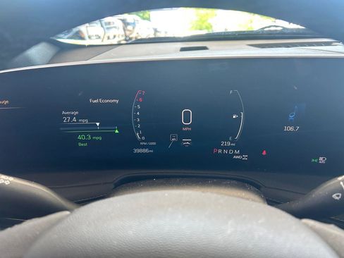 Used 2025 Cadillac XT4 Premium Luxury AWD/4WD image 17