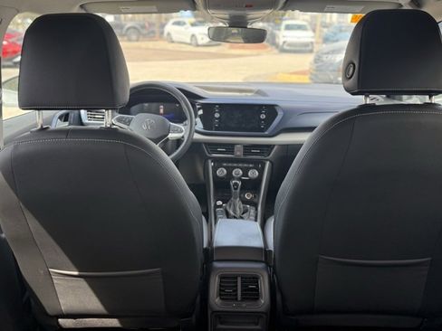 Certified 2023 Volkswagen Taos SE image 16