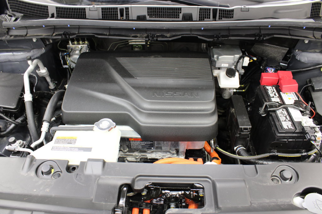 Used 2025 Nissan Leaf S FWD image 29