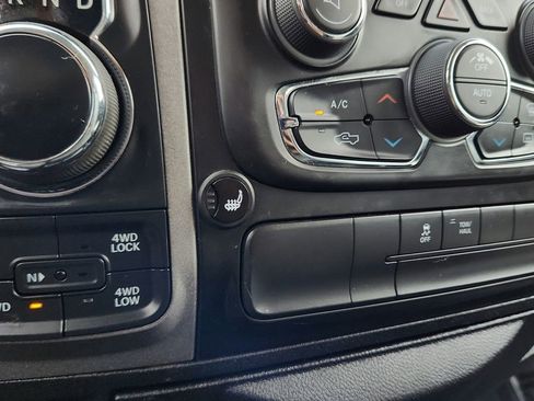 Used 2019 RAM 1500 Express w/ Wheel & Sound Group AWD/4WD image 12