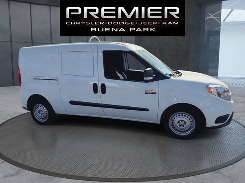 Used 2022 RAM ProMaster City Tradesman FWD image 9