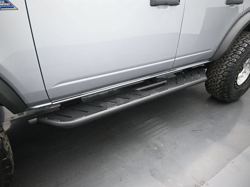 Used 2023 Ford Bronco Black Diamond AWD/4WD image 21