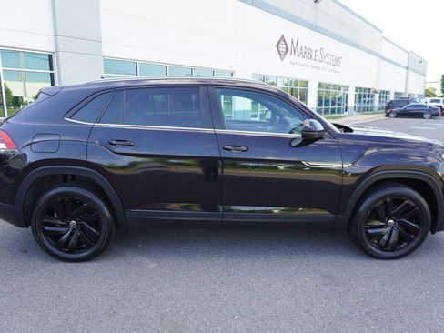 Used 2020 Volkswagen Atlas Cross Sport SE w/ Panoramic Sunroof Package AWD/4WD image 8
