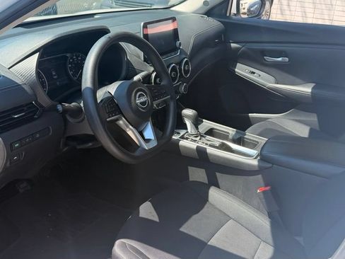 Used 2024 Nissan Sentra SV FWD image 5