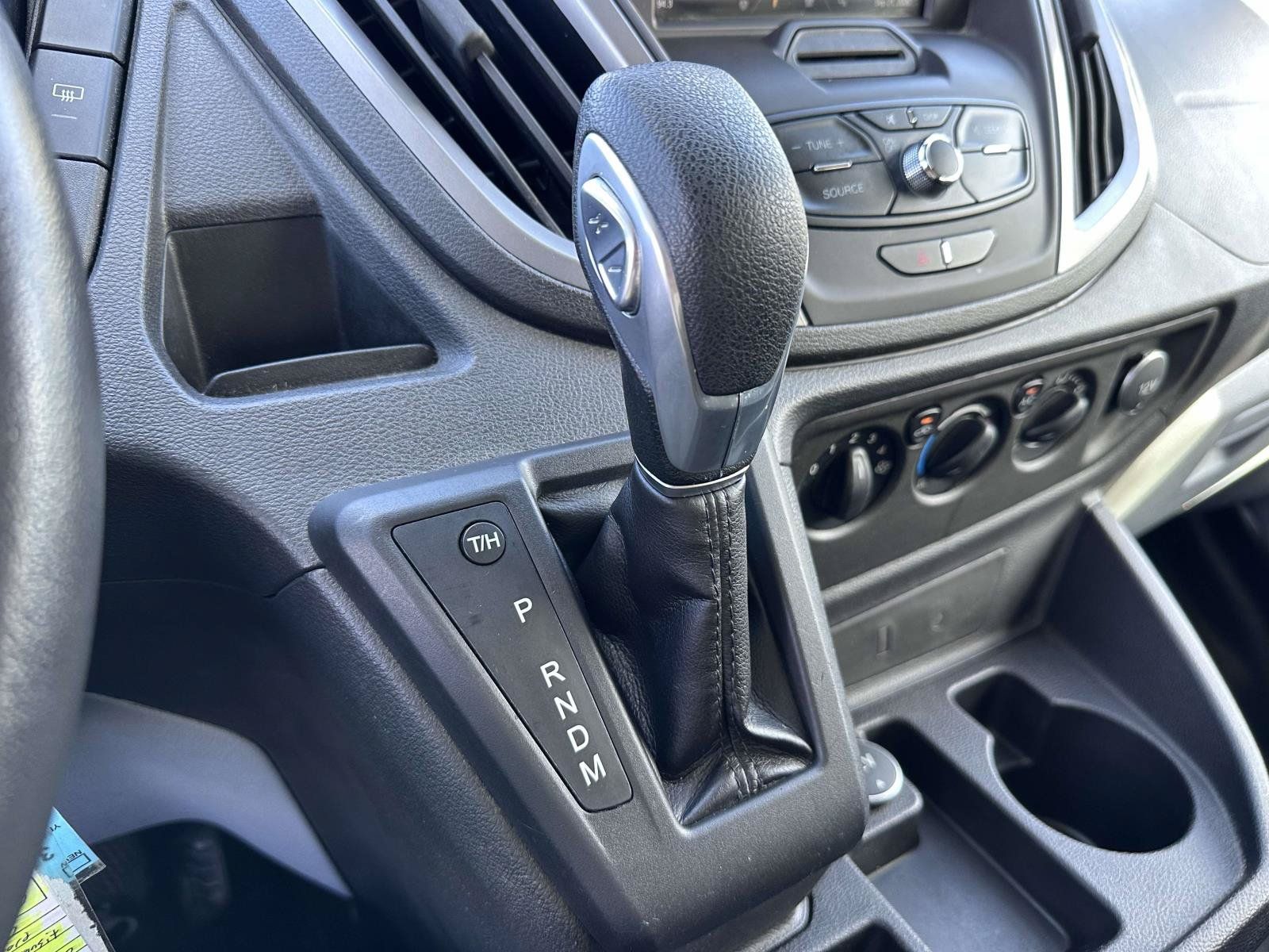 Used 2015 Ford Transit 350 XLT RWD image 27