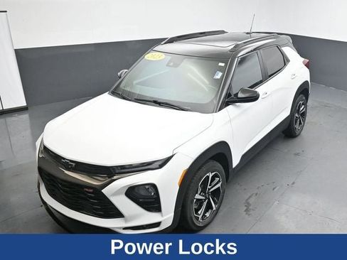 Used 2023 Chevrolet TrailBlazer RS w/ Sun and Liftgate Package image 22