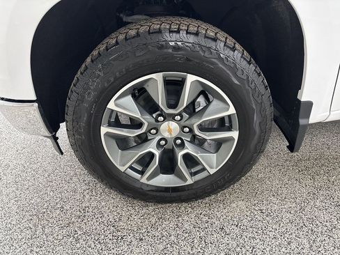 New 2026 Chevrolet Silverado 1500 LT AWD/4WD image 16