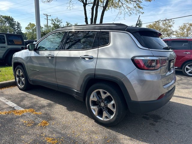 Used 2020 Jeep Compass Limited FWD image 3
