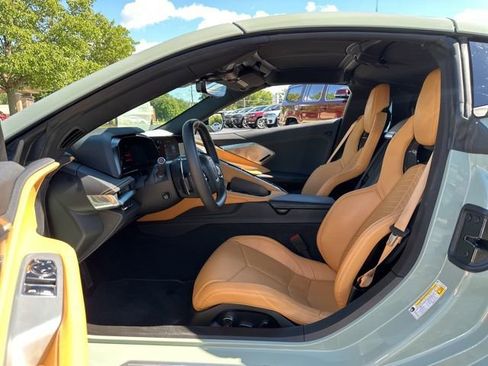 Used 2024 Chevrolet Corvette Stingray Preferred Cpe w/ 2LT image 9