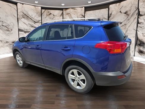 Used 2014 Toyota RAV4 XLE w/ Preferred Accessory Package FWD image 4