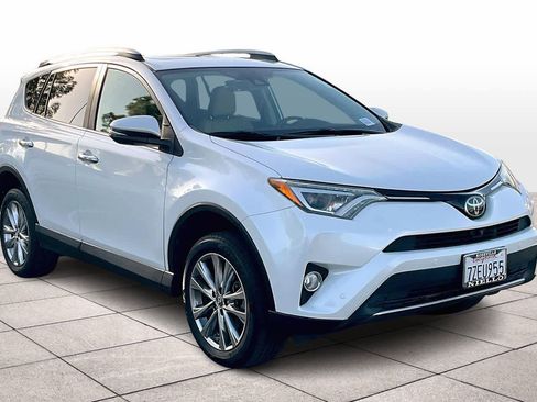 Used 2017 Toyota RAV4 Limited image 2