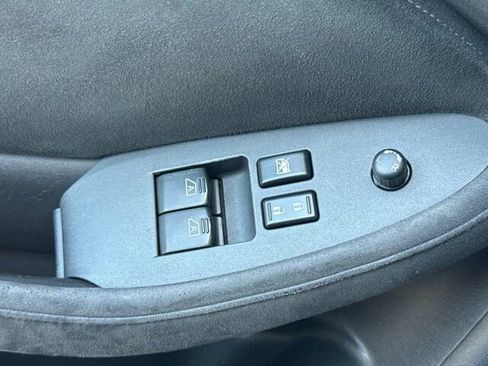 Used 2009 Nissan 370Z Touring image 14