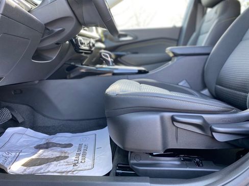 New 2026 Chevrolet Trax LT w/ Driver Confidence Package FWD image 21