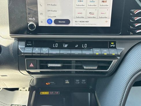 Certified 2025 Toyota Camry SE FWD image 23
