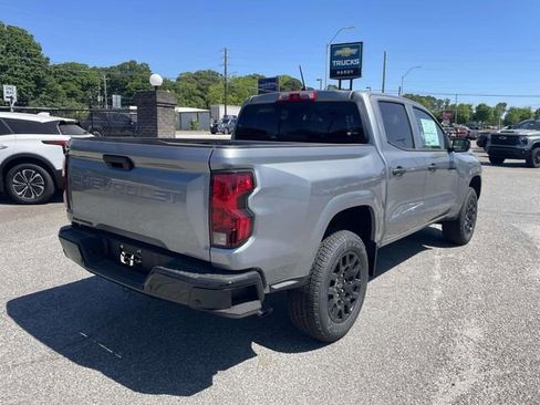 New 2026 Chevrolet Colorado W/T w/ WT Custom Package RWD image 3